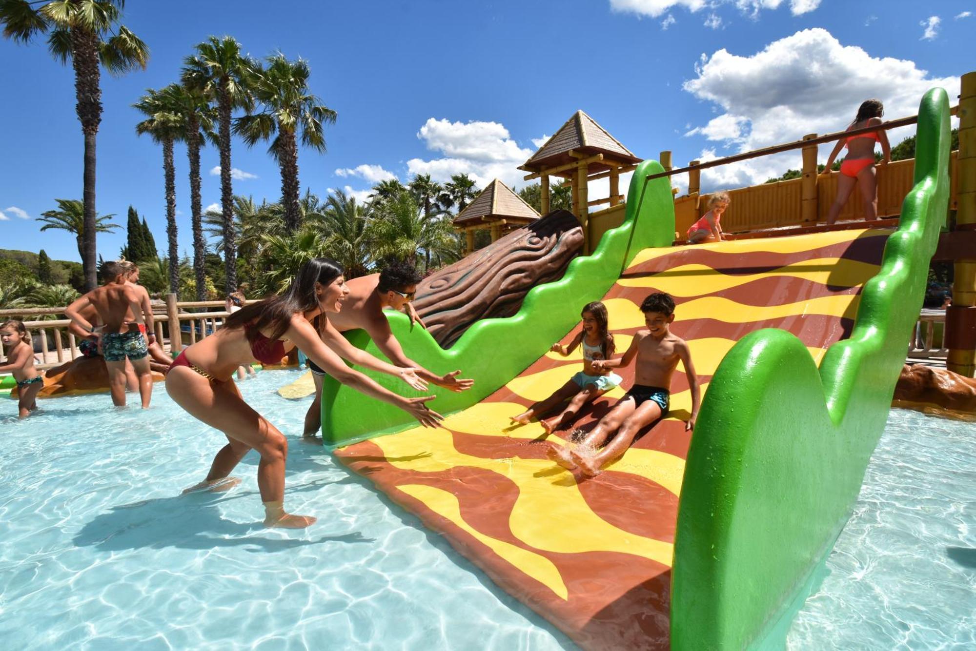 Camping La Baume La Palmeraie Campsite 5*